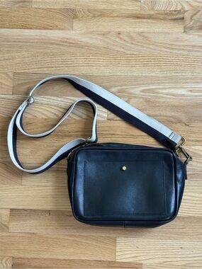 Madewell Transport Camera Bag with Straps